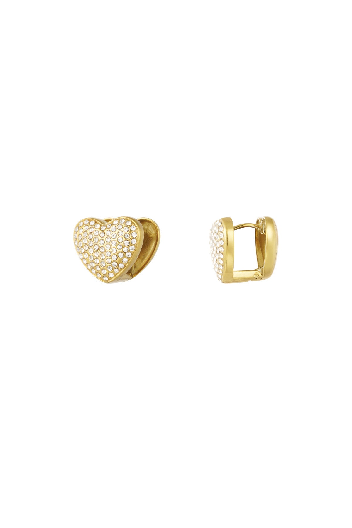 Stylish gouden hart oorbellen van Louxx the brand, met een sprankelend ontwerp vol glinsterende steentjes.