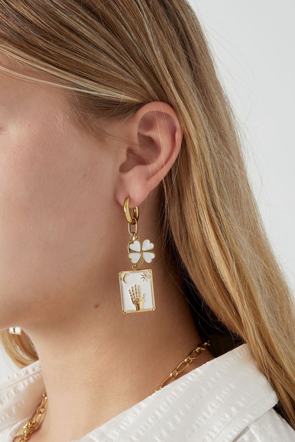 Oorbellen | Raise your hand - Louxx the brand