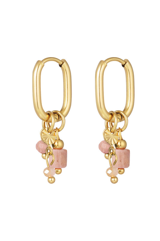 Oorringen met roze kralenhanger